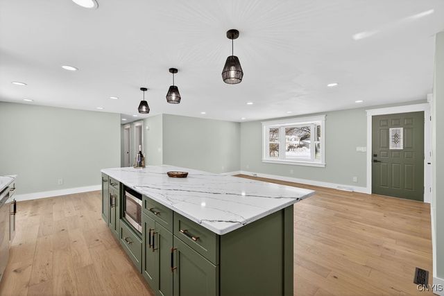 119 Gulino Avenue, Camillus, NY 13031