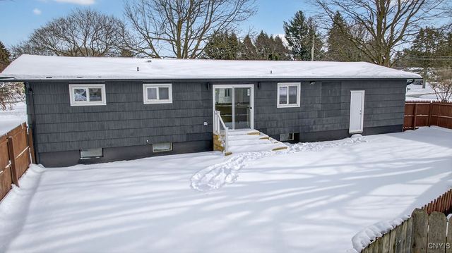 119 Gulino Avenue, Camillus, NY 13031