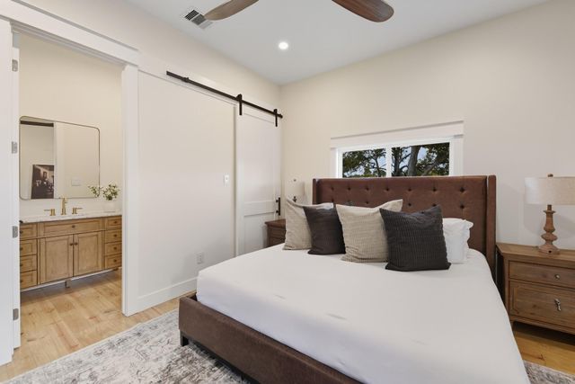 16334 Farm To Market Road 2620, Bedias, TX 77831