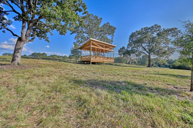 16334 Farm To Market Road 2620, Bedias, TX 77831