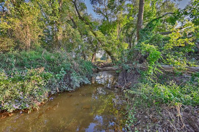 16334 Farm To Market Road 2620, Bedias, TX 77831