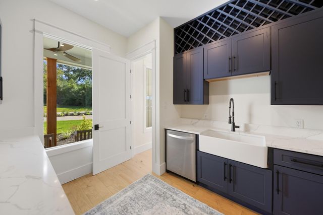 16334 Farm To Market Road 2620, Bedias, TX 77831