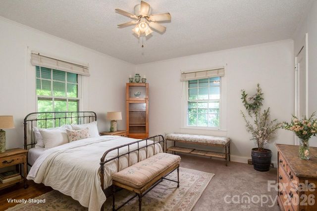 229 E Mcneely Avenue, Mooresville, NC 28115
