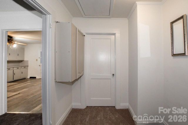 229 E Mcneely Avenue, Mooresville, NC 28115