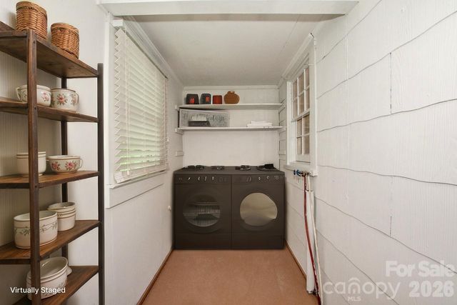 229 E Mcneely Avenue, Mooresville, NC 28115