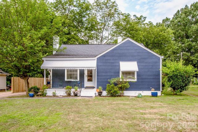 229 E Mcneely Avenue, Mooresville, NC 28115