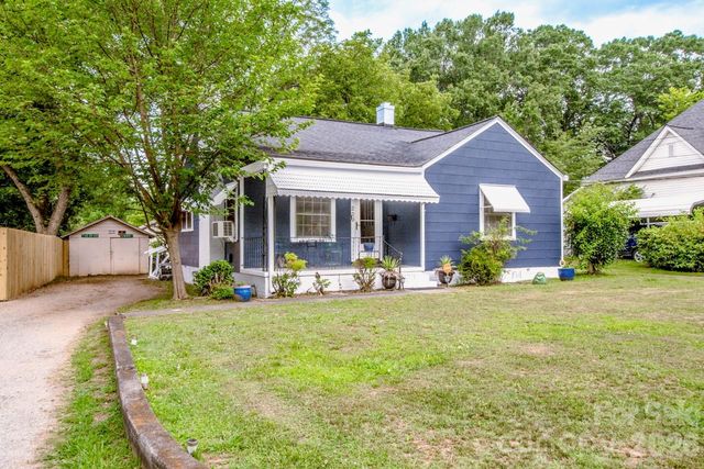 229 E Mcneely Avenue, Mooresville, NC 28115