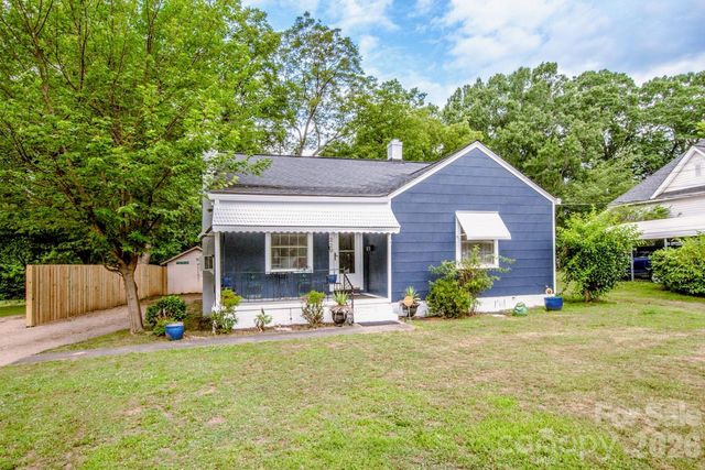 229 E Mcneely Avenue, Mooresville, NC 28115