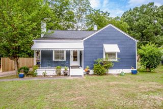 229 E Mcneely Avenue, Mooresville, NC 28115