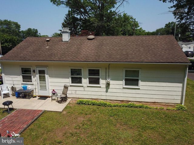 506 CARLISLE AVE, Phoenixville, PA 19460