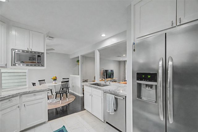 1104 Buckner Street, Houston, TX 77019