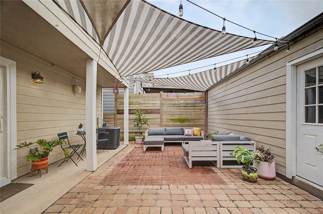 1104 Buckner Street, Houston, TX 77019