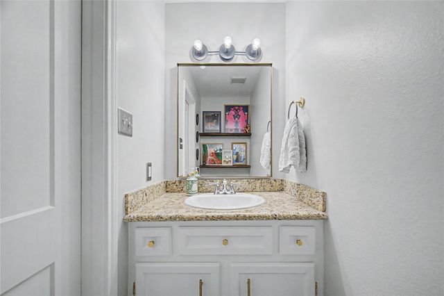 1104 Buckner Street, Houston, TX 77019