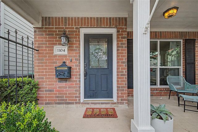 1104 Buckner Street, Houston, TX 77019
