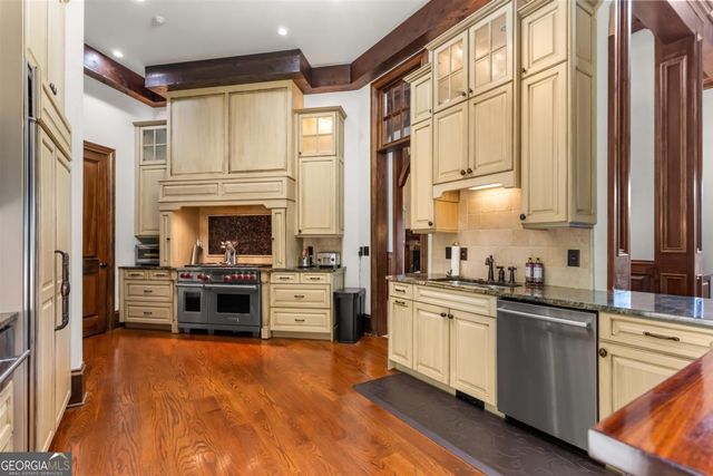1090 Spring Creek, Greensboro, GA 30642