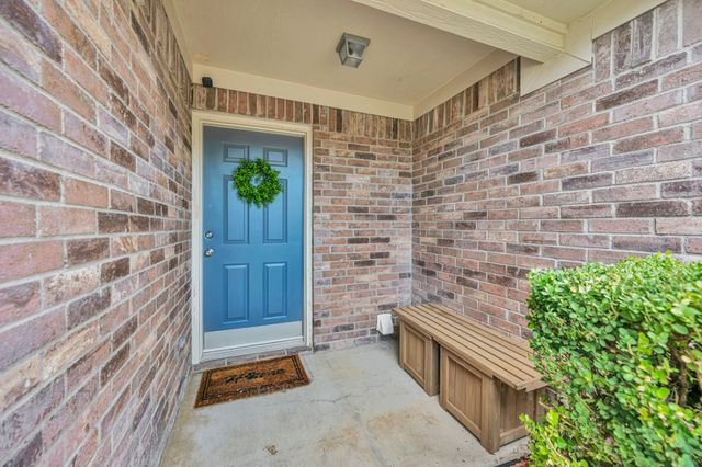 6354 Stonewater Bend Trail, Fort Worth, TX 76179