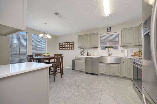 6354 Stonewater Bend Trail, Fort Worth, TX 76179