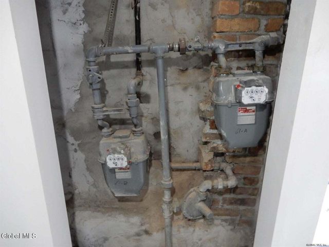 61 14th Street, Troy, NY 12180