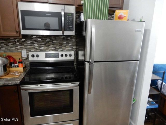 61 14th Street, Troy, NY 12180