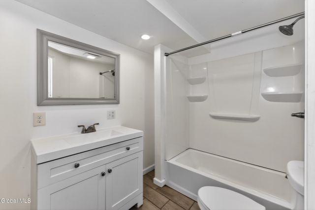 61 14th Street, Troy, NY 12180