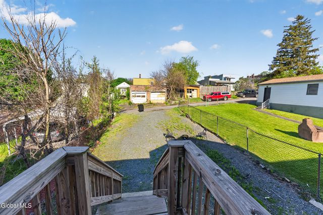 61 14th Street, Troy, NY 12180