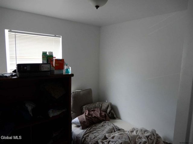 61 14th Street, Troy, NY 12180