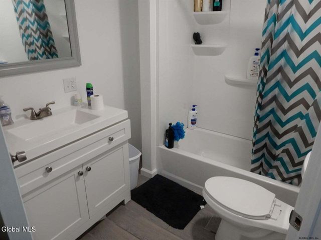 61 14th Street, Troy, NY 12180