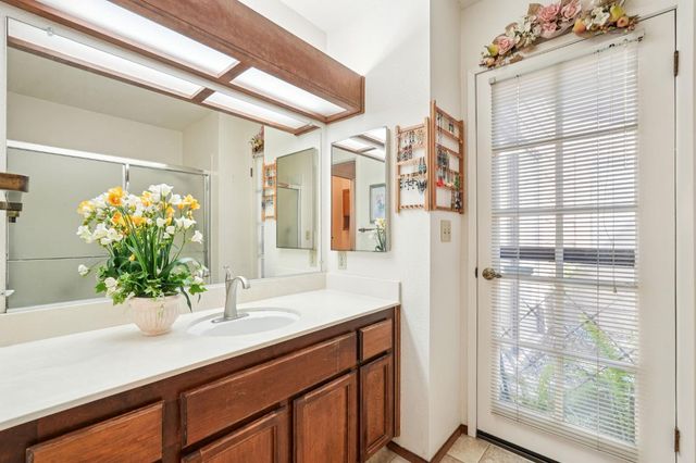 8137 Rose Vine Ln, Fair Oaks, CA 95628