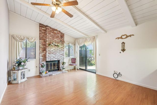 8137 Rose Vine Ln, Fair Oaks, CA 95628