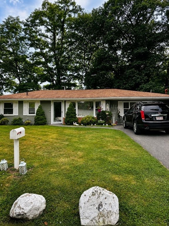 52 Dodge Rd, Brockton, MA 02302