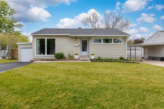 812 Kenilworth Avenue, Joliet, IL 60435