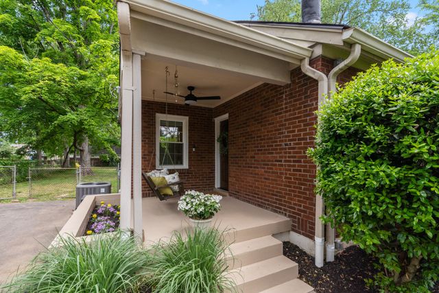 1327 Cardinal Ave, Nashville, TN 37216
