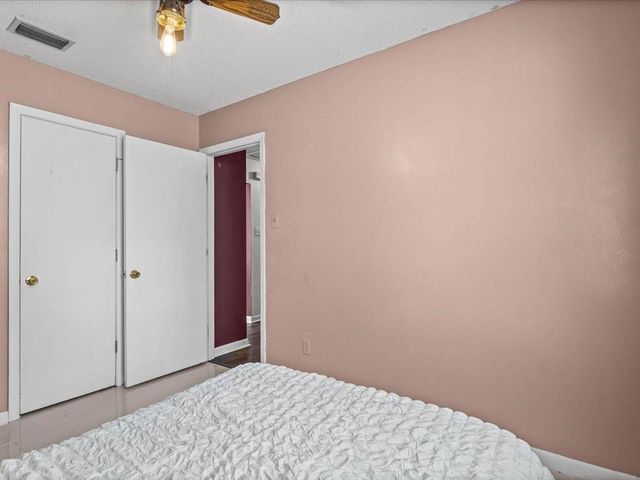 6875 Williamsburg Court, Irvington, AL 36544