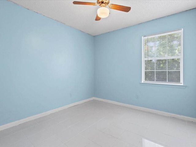 6875 Williamsburg Court, Irvington, AL 36544