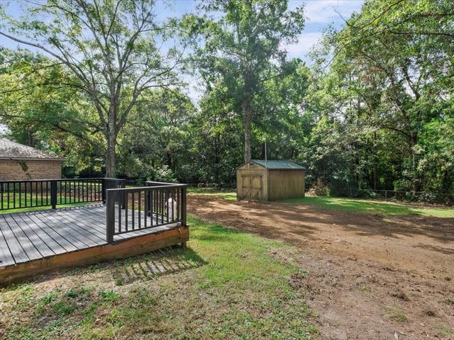 6875 Williamsburg Court, Irvington, AL 36544