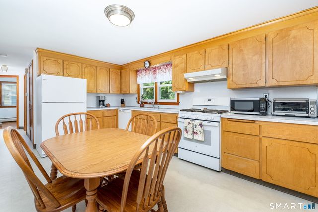 632 Circular Avenue, Hamden, CT 06514