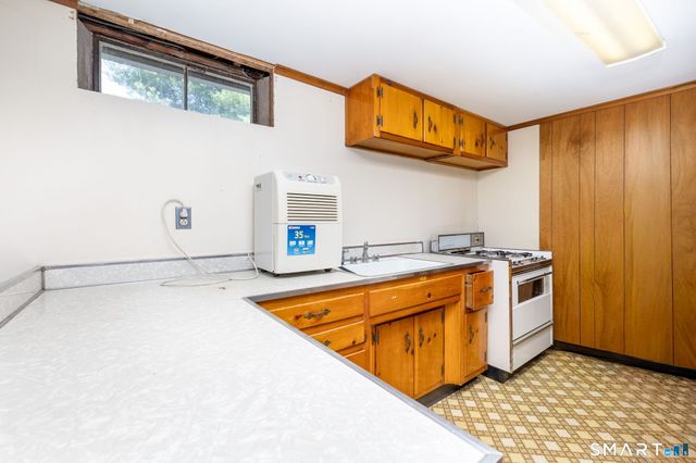 632 Circular Avenue, Hamden, CT 06514