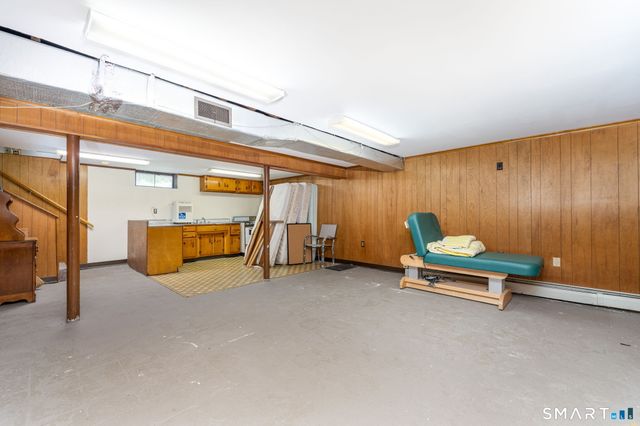 632 Circular Avenue, Hamden, CT 06514