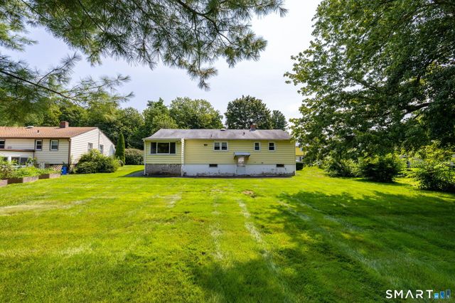 632 Circular Avenue, Hamden, CT 06514