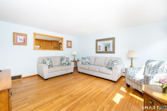 632 Circular Avenue, Hamden, CT 06514