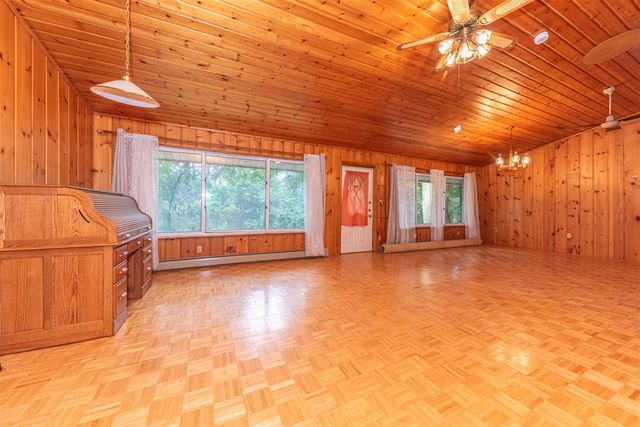 6450 E Michigan Avenue, Saline, MI 48176