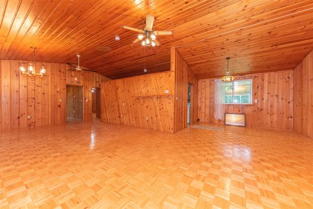6450 E Michigan Avenue, Saline, MI 48176