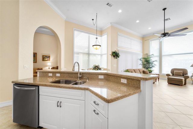 7878 NW 111th Way, Parkland, FL 33076