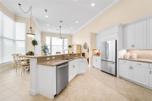 7878 NW 111th Way, Parkland, FL 33076