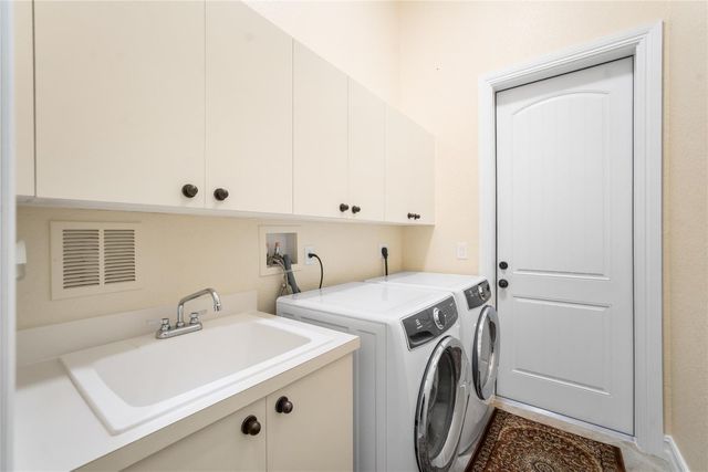 7878 NW 111th Way, Parkland, FL 33076