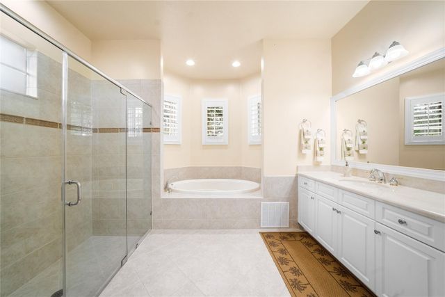 7878 NW 111th Way, Parkland, FL 33076