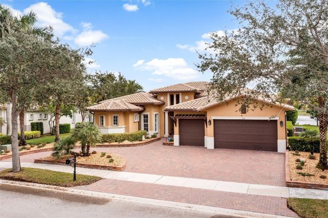 7878 NW 111th Way, Parkland, FL 33076