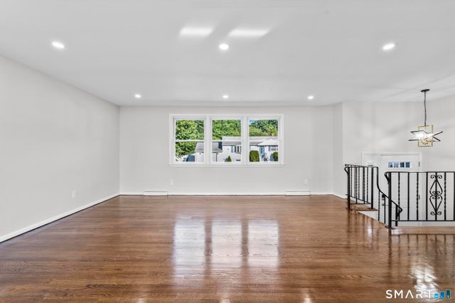 47 Williamson Road, Hamden, CT 06517