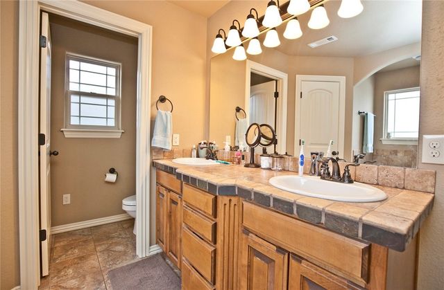 1804 Sequoia Street, Bentonville, AR 72713