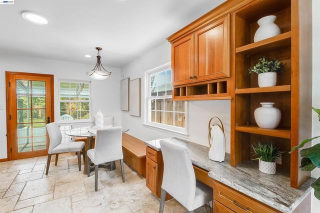 3938 Harvard Ct, Livermore, CA 94550